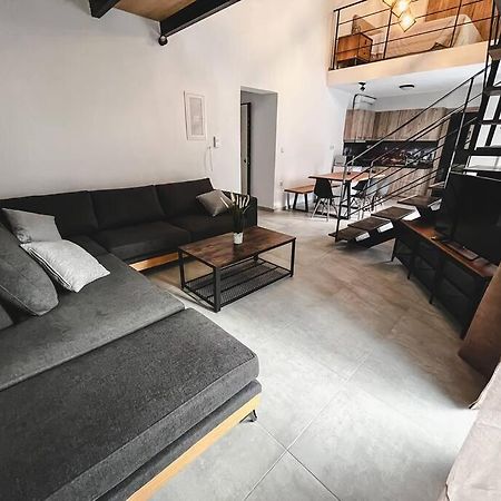 Escala Double Loft 1 & Parking In The City Center 볼로스 외부 사진