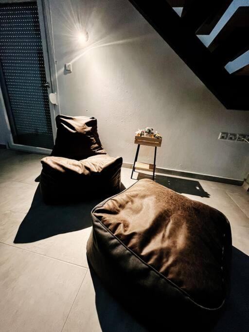 Escala Double Loft 1 & Parking In The City Center 볼로스 외부 사진